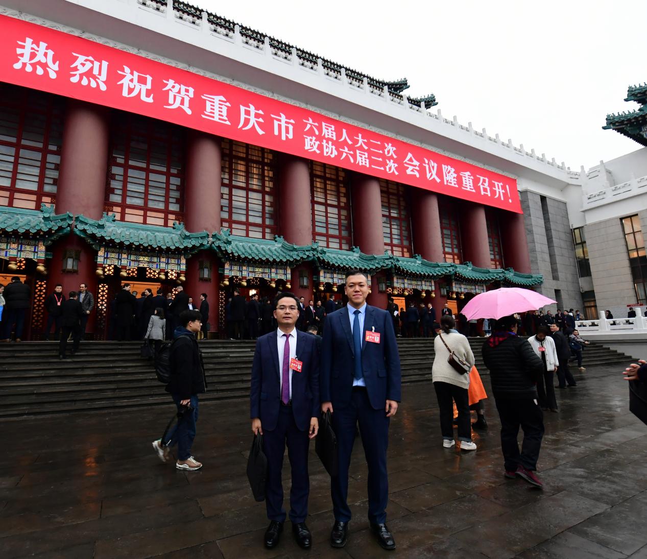 bwin官方网站唯一正版入口总经理黄怡霖参加重庆市第六届人民代表大会第二次会议